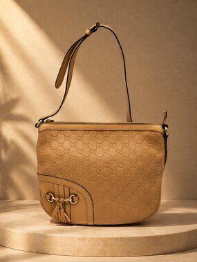 Authentic Gucci Guccissima Horsebit Leather Shoulder Bag 323-022026